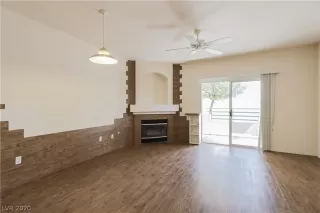 Photo #5: 2216650 Listing