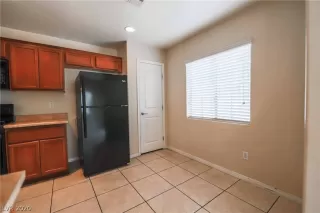 Photo #5: 2216664 Listing 