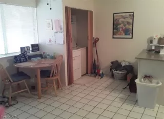 Photo #2: 2216704 Listing