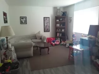 Photo #3: 2216704 Listing