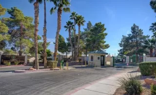 Photo #1: 2216706 Listing