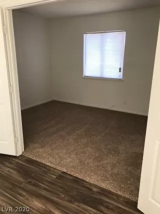 Photo #5: 2216707 Listing