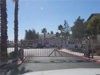 Photo #2: 2216721 Listing