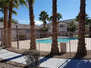 Photo #5: 2216721 Listing