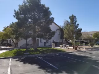 Photo #6: 2216721 Listing