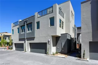 Photo #2: 2216768 Listing 