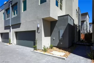 Photo #3: 2216768 Listing 