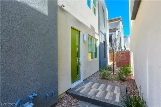 Photo #4: 2216768 Listing 