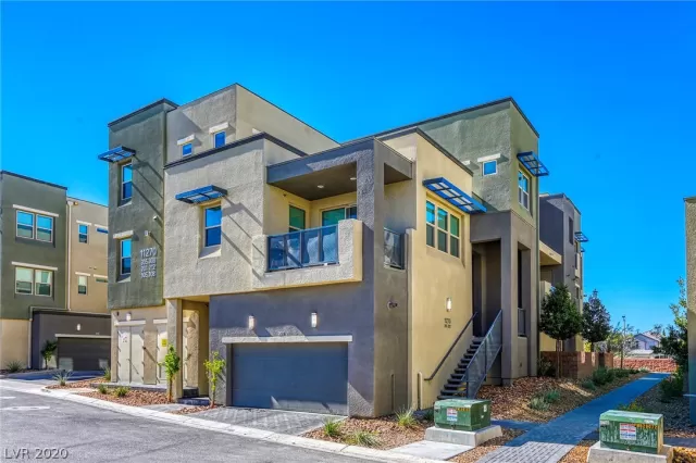 MLS: 2216772 Condo For Sale