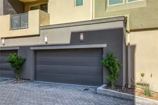 Photo #2: 2216772 Listing