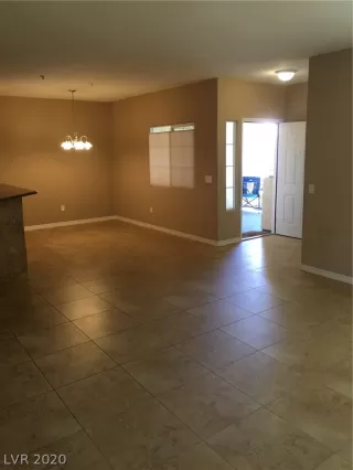 Photo #3: 2216828 Listing 