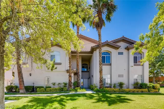 MLS: 2216844 Condo For Sale