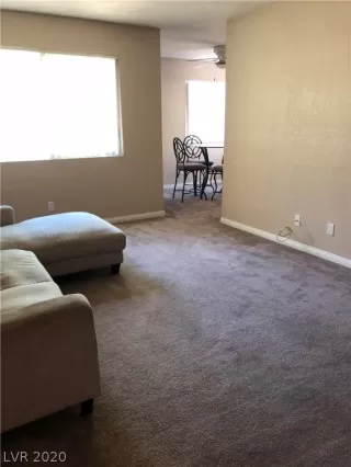 Photo #2: 2216904 Listing