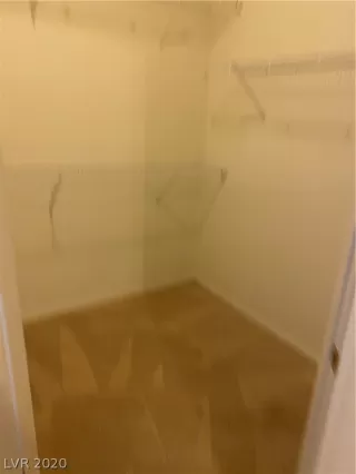 Photo #5: 2216918 Listing 