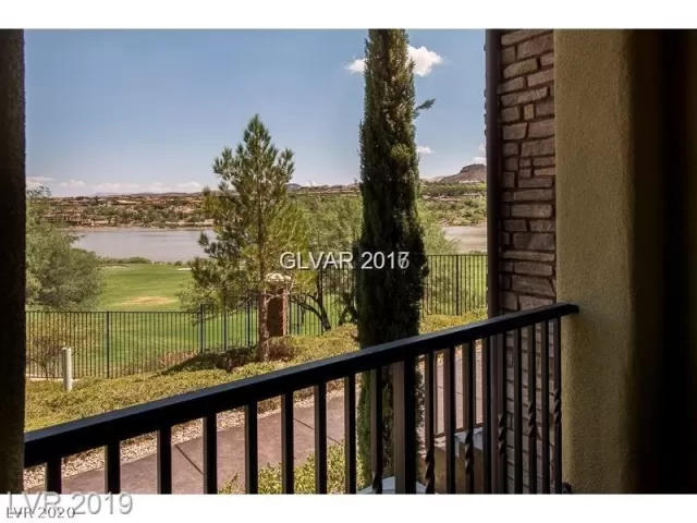 MLS: 2216919 Condo For Sale