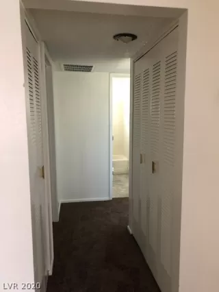 Photo #5: 2216943 Listing