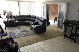 Photo #3: 2217055 Listing