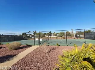 Photo #6: 2217055 Listing