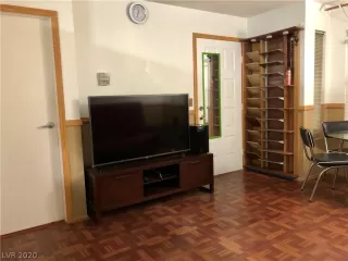 Photo #2: 2217071 Listing