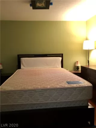 Photo #6: 2217071 Listing