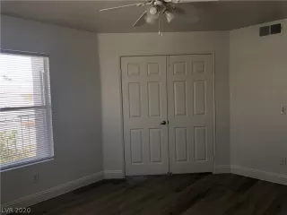 Photo #5: 2217098 Listing