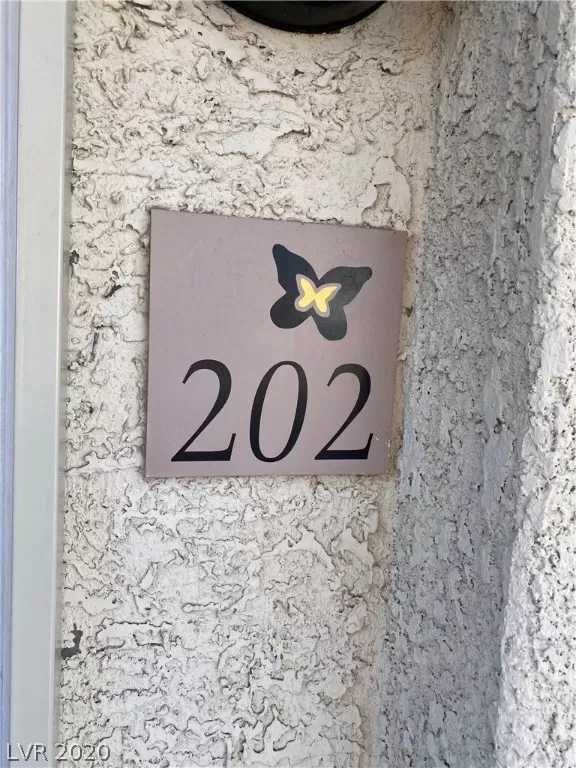MLS: 2217122 Condo For Sale