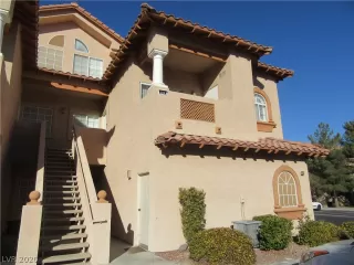 Photo #1: 2217199 Listing 