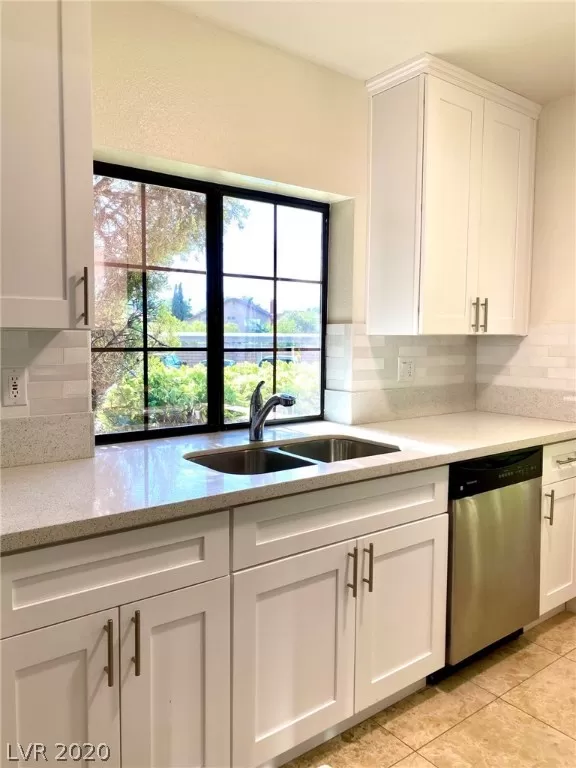 MLS: 2217218 Condo For Sale