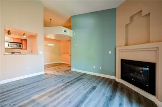 Photo #1: 2217249 Listing