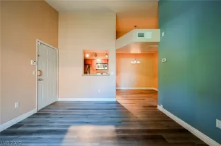 Photo #2: 2217249 Listing