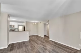 Photo #3: 2217250 Listing 
