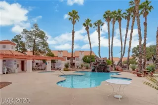 Photo #2: 2217300 Listing 