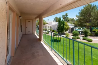 Photo #2: 2217332 Listing