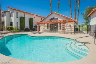 Photo #1: 2217343 Listing