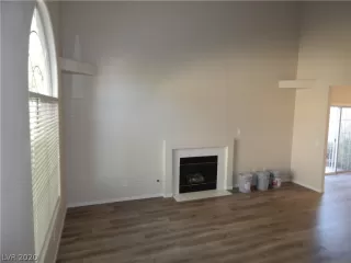 Photo #4: 2217487 Listing