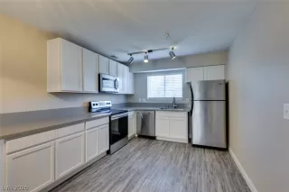 Photo #1: 2217489 Listing