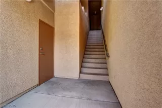 Photo #2: 2217534 Listing 