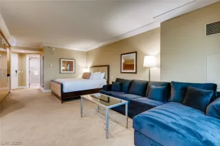 Photo #5: 2217557 Listing 