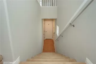 Photo #5: 2217564 Listing 