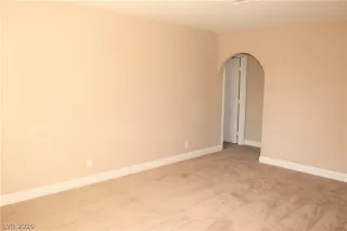 Photo #2: 2217573 Listing 