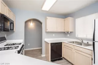 Photo #3: 2217579 Listing 