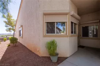 Photo #4: 2217581 Listing