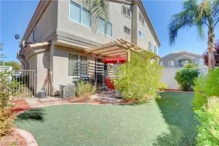 Photo #3: 2217671 Listing