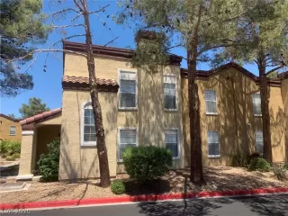 Photo #2: 2217675 Listing