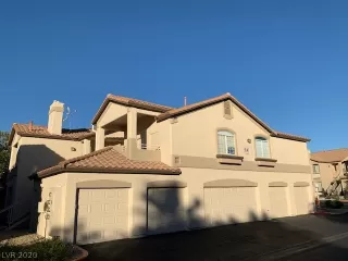 Photo #1: 2217718 Listing