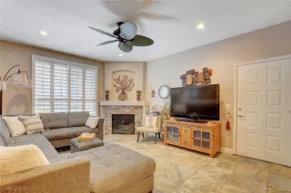 Photo #4: 2217738 Listing