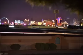 Photo #5: 2217742 Listing