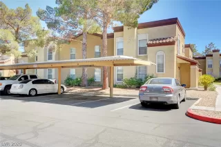 Photo #1: 2217806 Listing