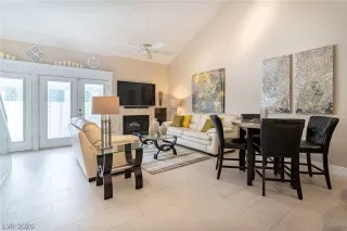 Photo #2: 2217845 Listing