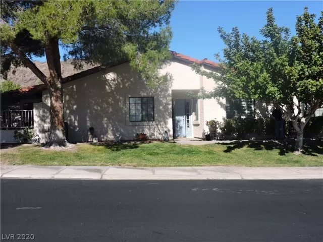 MLS: 2217853 Condo For Sale